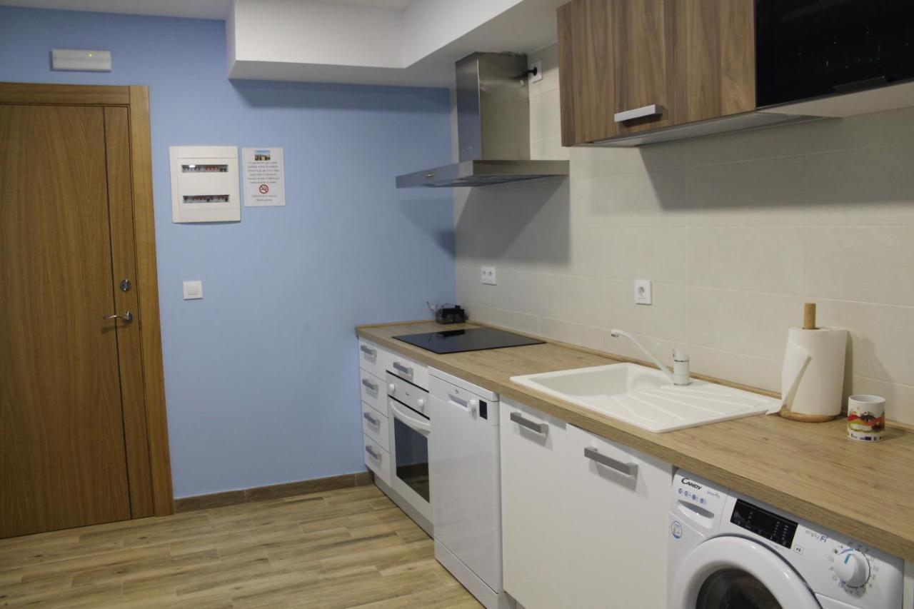 Apartamentos Turisticos Escorraladas Baltanás Exteriör bild