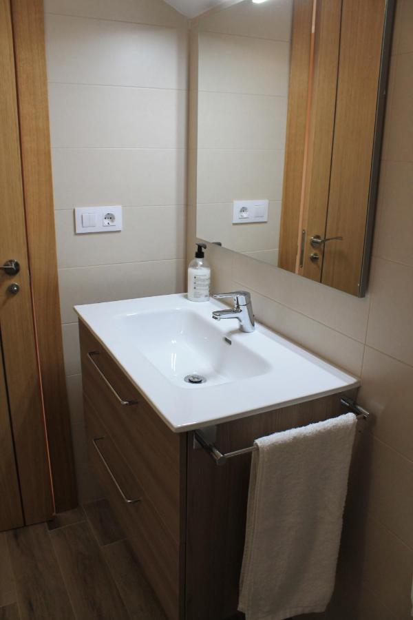 Apartamentos Turisticos Escorraladas Baltanás Exteriör bild